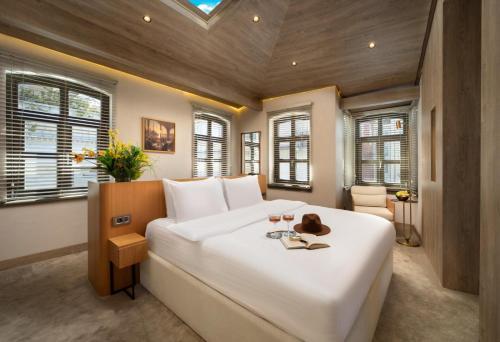 SYKAI HOTELS PERA