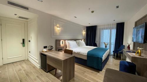 Mona Bosphorus Hotel Room Type - Deluxe Room