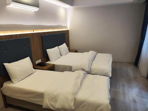 Hotel Esve Istanbul Room Type - Deluxe Triple Room