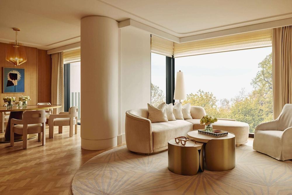 The Emory, Maybourne Room Type - Hyde Park Balcony Suite