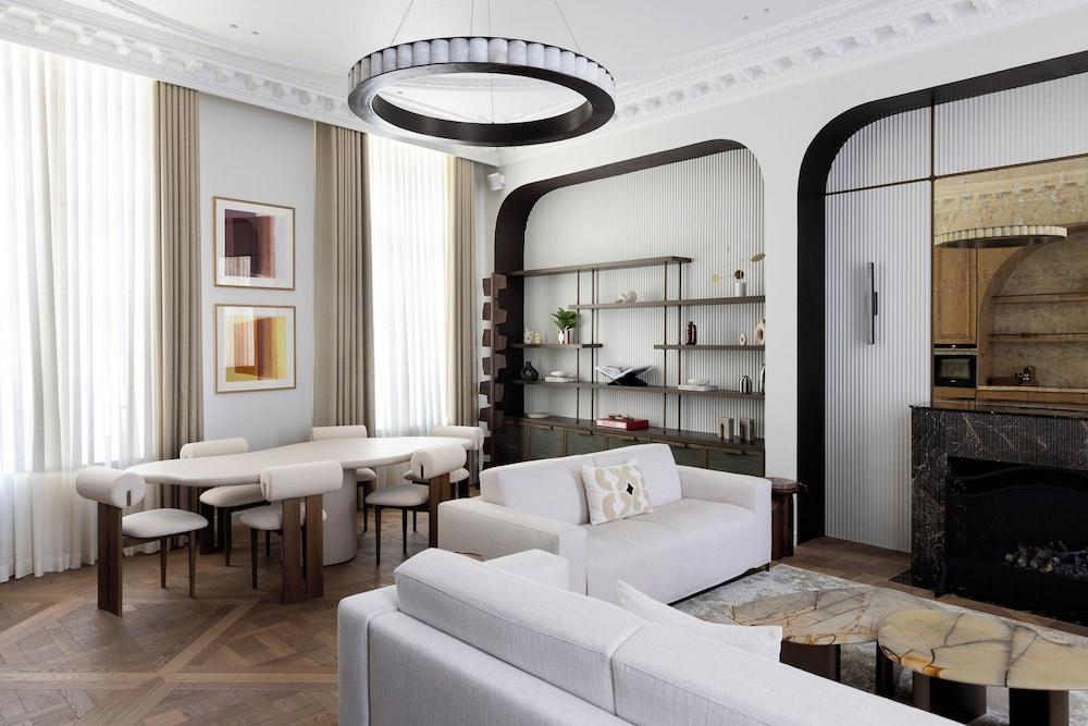 HIGHSTAY - Luxury Serviced Apartments - Le Marais - Tap to explore photos