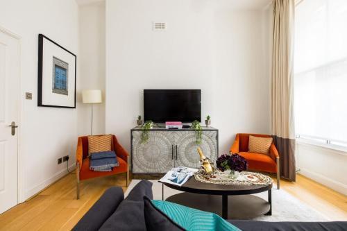 Marylebone Luxury 2 Bed Appartment - Tap to explore photos