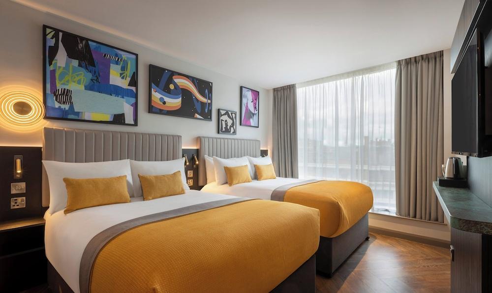 Maldron Hotel Shoreditch London Room Type - Executive Double Double Room
