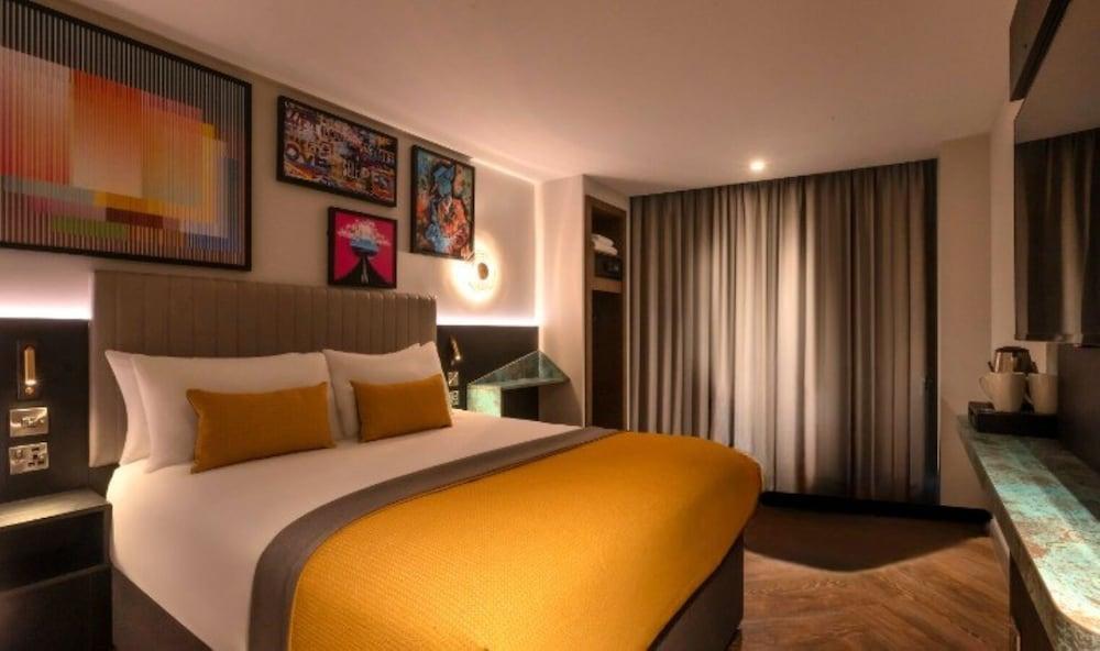 Maldron Hotel Shoreditch London Room Type - Deluxe Cosy Double