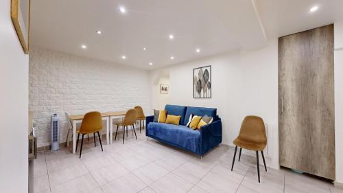 302 Suite Dylan - Superbe Appartement à Paris - Tap to explore photos