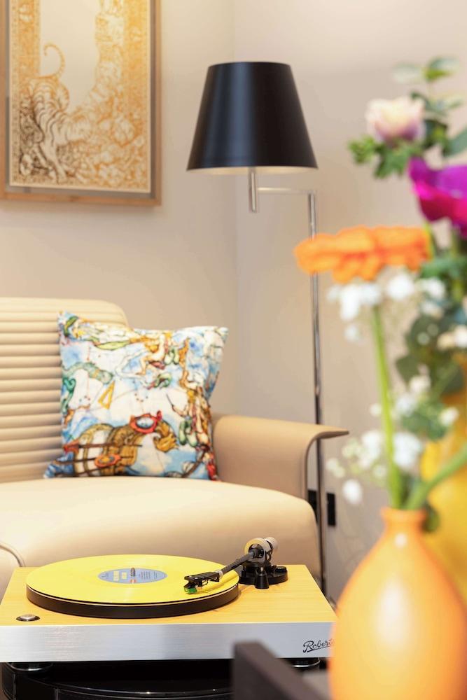art'otel Rome Piazza Sallustio, Powered by Radisson Hotels - Tap to explore photos