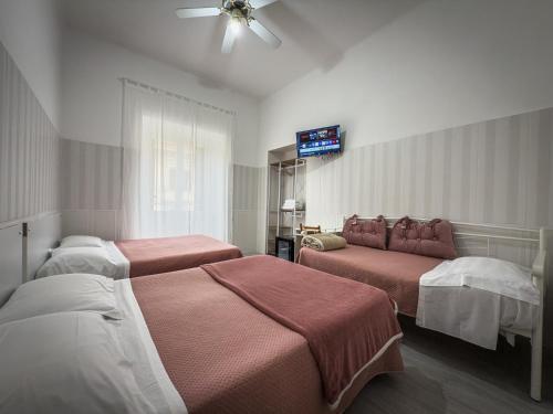 Hotel Giada Roma Room Type - Superior Family Room Hotel Giada Roma Room Type - Superior Family Room