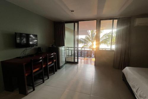 Room Beach Samui - Tap to explore photos