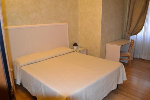 Dipendenza Hotel Galileo Room Type - Triple Room