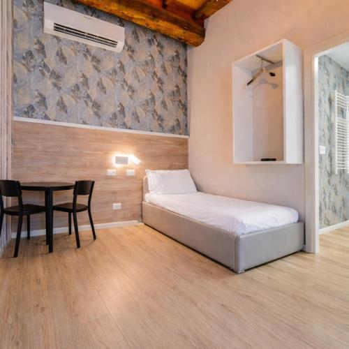 Rome's Gloria Hotel Room Type - Deluxe Family Room