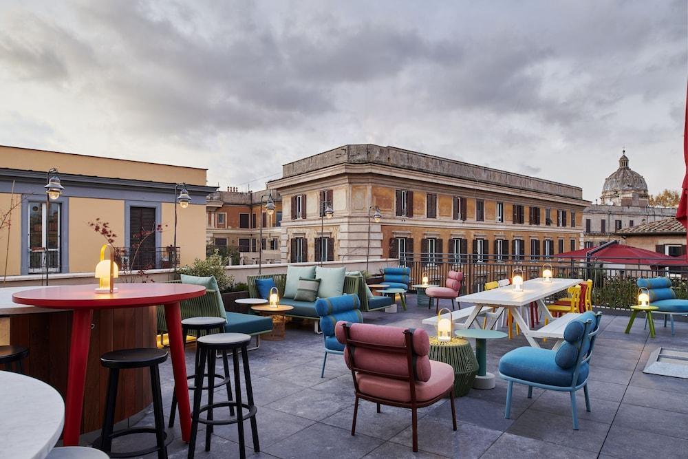 citizenM Rome Isola Tiberina - Tap to explore photos