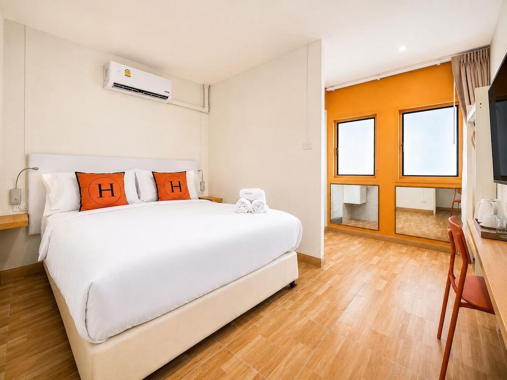 Horange Phuket Town Room Type - Standard Room