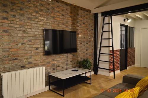 Magnificient Parisian Flat - Parisian heart - Tap to explore photos