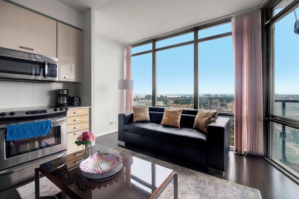 Burano Condos in Downtown Toronto Room Type - Exclusive Apartment, 3 Bedrooms, Balcony, City View