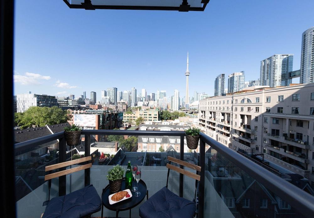 Modern Paradise - 1 BDRM - Downtown TO - Tap to explore photos