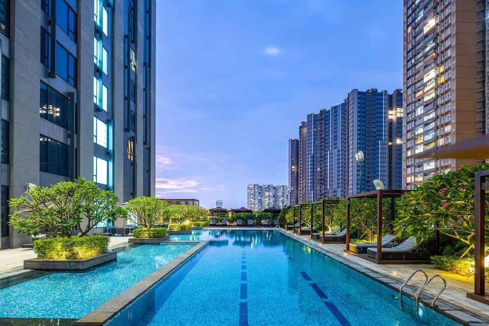 New World Guangzhou Hotel by Rosewood Hotel Group - Tap to explore photos