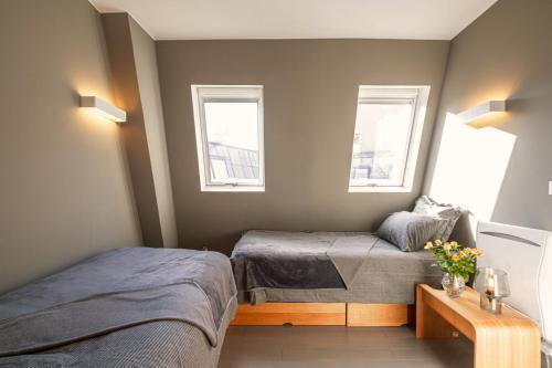 1min Walk From Champs Elysées - Avenue Montaigne - AC - Self-Checkin - Working Desk - Tap to explore photos