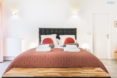 Spacious 90sqm - Zen Latin District - Notre-Dame - Tap to explore photos