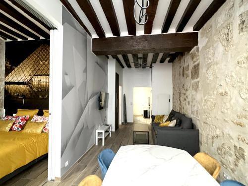 MARAIS Appartement 2 Chambres 2 Salles de bain - SPA JACUZZI ! - Tap to explore photos