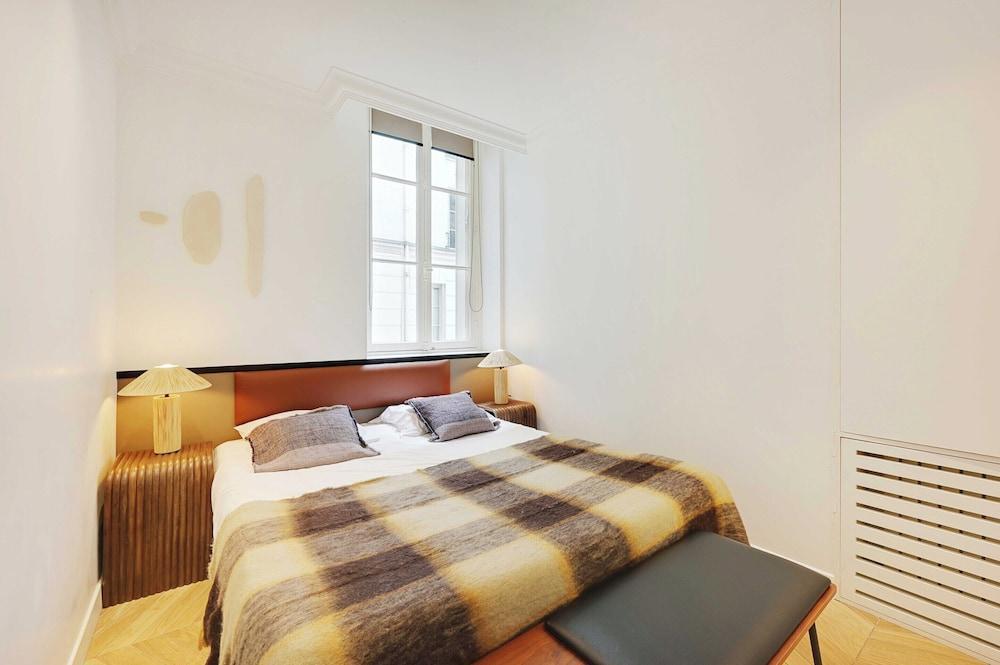 Amazing Appartement - 3br/8p - Saint Germain - Tap to explore photos