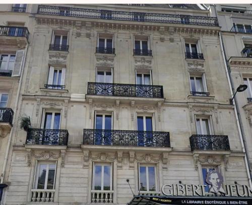 Appartement spacieux à deux pas de Notre-Dame