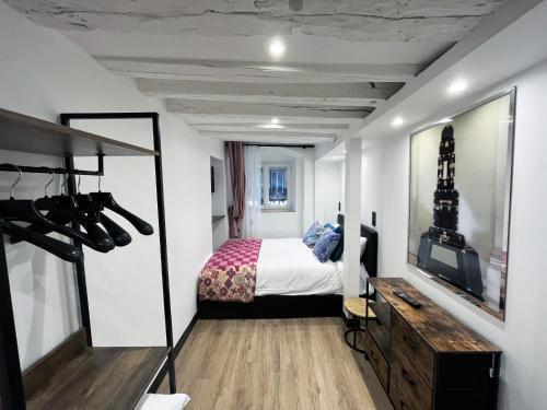 Urban Flat 174 - Vuitton St Denis