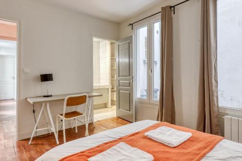 Spacious & lovely flat-Up to 10 guests-Paris 10