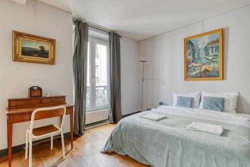 Spacious & lovely flat-Up to 10 guests-Paris 10 - Tap to explore photos