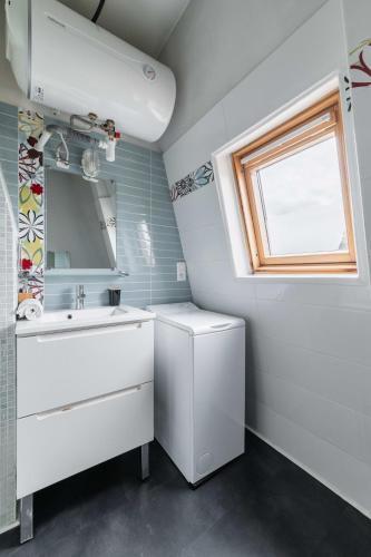 Studio renove centre paris 11 et cosy - 2P - Tap to explore photos