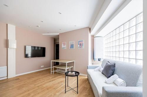 Charme Parisien 6 Personnes, 2 chambres, 19ème