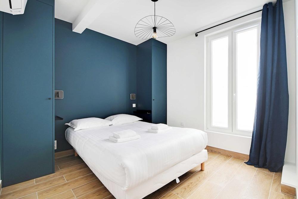 Refreshing 2bd/6p Apartment - 18th ard - Tap to explore photos