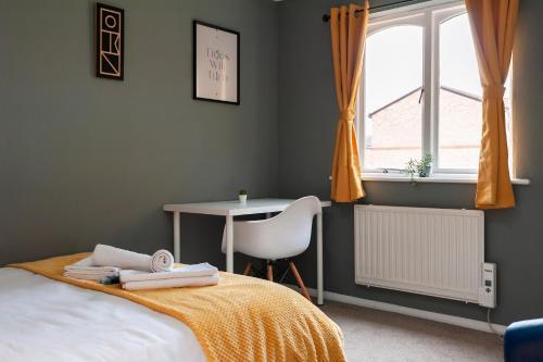 Cosy 2 BDR Flat with Free Parking near Tower Bridge - Tap to explore photos