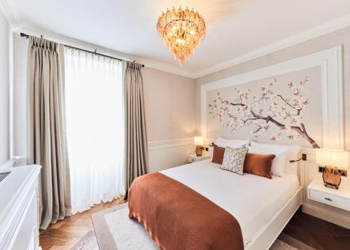 2 Chesham Hotel Room Type - Standard Double Room
