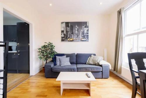 Bright and Quiet 2-bed 2-bath with Great Patio - Tap to explore photos