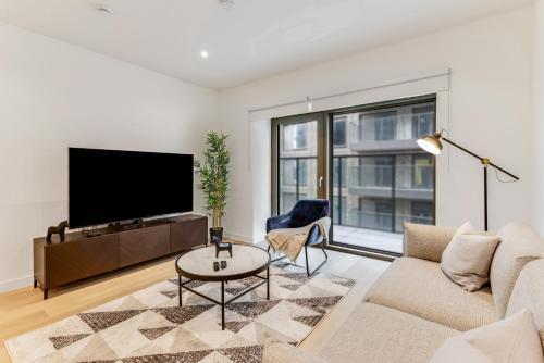 Khayat Homes - Odogwu - Luxury 1 Bed Apt - Tap to explore photos