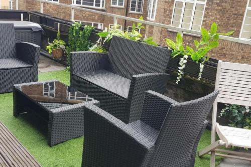 Studio apt with HUGE balcony near Oxford st - Marble arch - HydePark