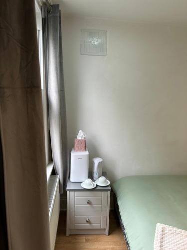 VVS Homestay - Tap to explore photos