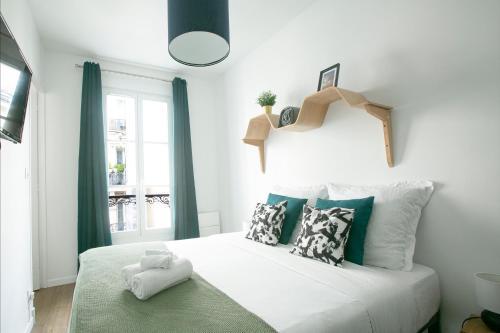 Charming 1 Bedroom Marais Hideaway - FB17A