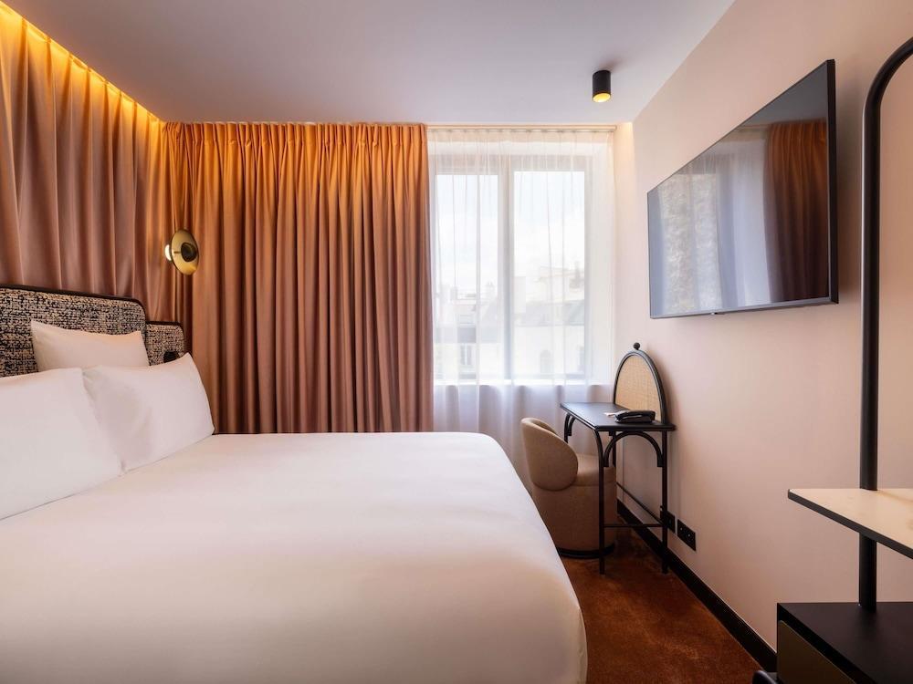 Hotel Maison Hamelin Paris - Handwritten Collection Room Type - Superior Room, 1 Queen Bed