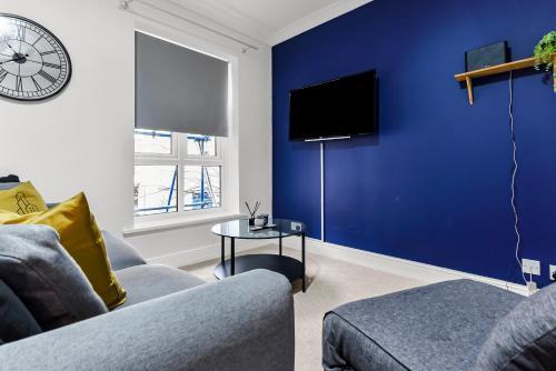 Cosy Canary Wharf Apartment - Tap to explore photos