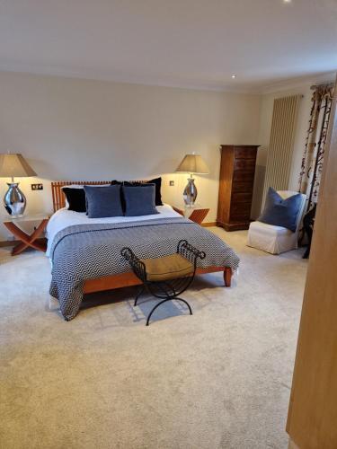 Stunning 5 bedroom Putney House