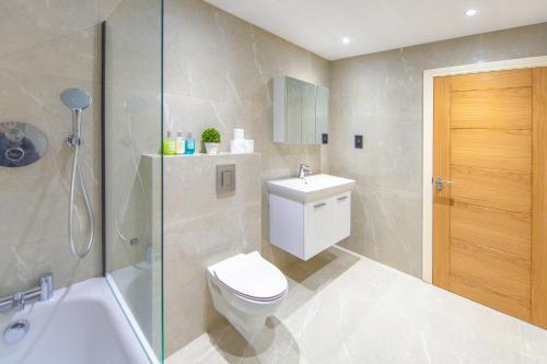 Ealing Residency - Tap to explore photos