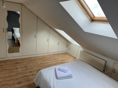 Private Studio Room With Your Shower and Kitchen - Tap to explore photos