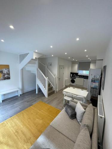 Stunning Flat - Close Kings Cross - Free Wi-Fi - Tap to explore photos