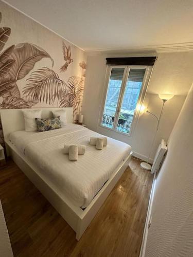Parisian Stay in a Cosy Flat - République - Tap to explore photos