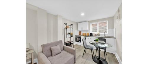 Glimmering Comfort Spacious Studio