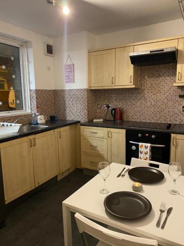 Camden town Entire flat 3 min from station - Tap to explore photos
