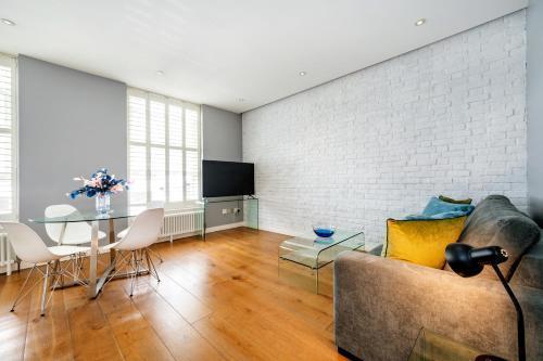 Welcome London - Drury Lane Room Type - Two-Bedroom Apartment