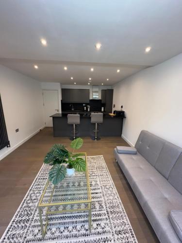 The Best 1-Bed Flat In Hackney - Tap to explore photos