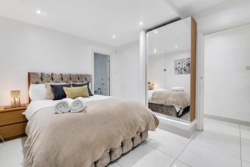 2Bd Flat Opp Harrods - Sleeps 5